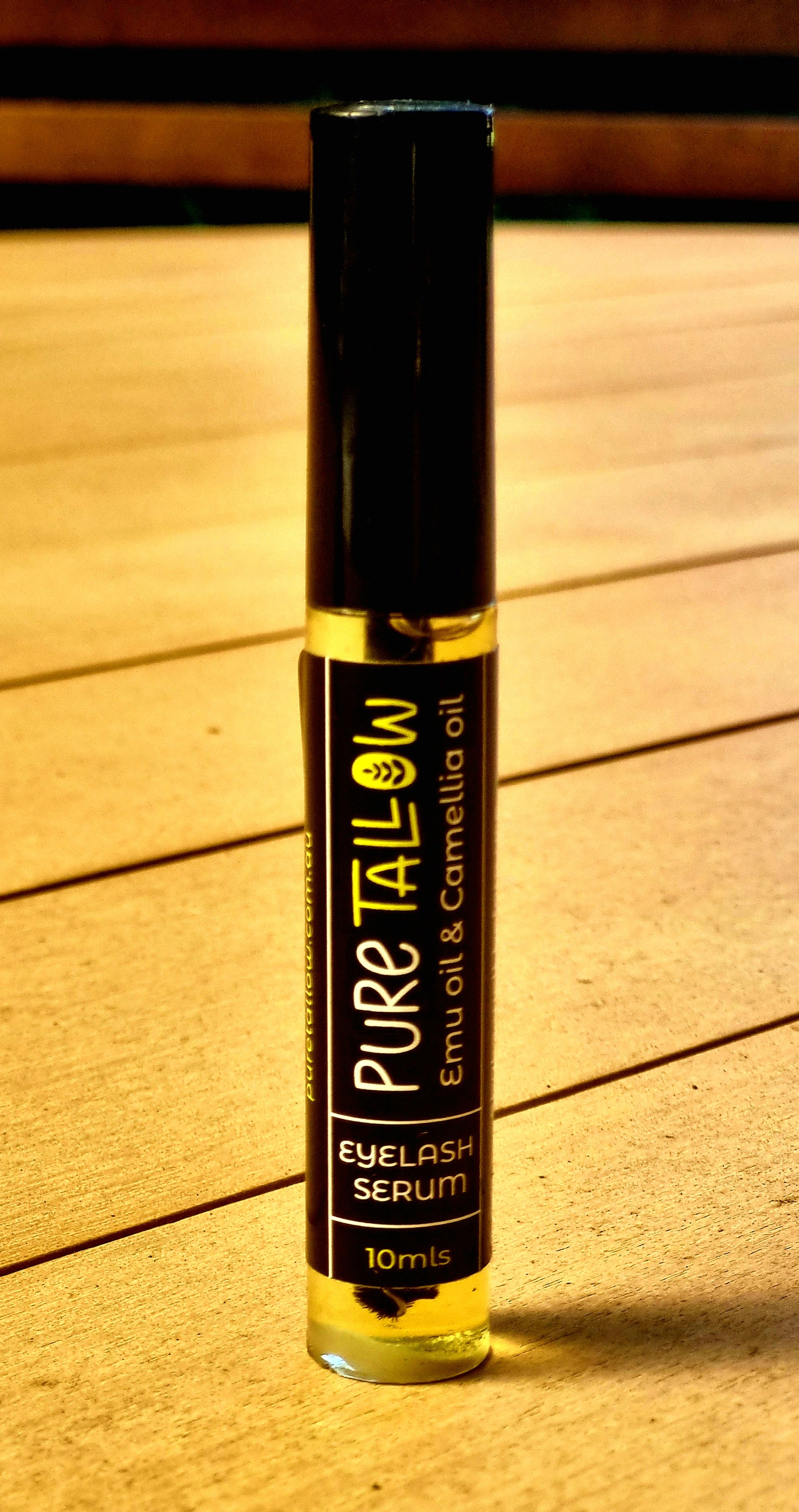 EYELASH SERUM